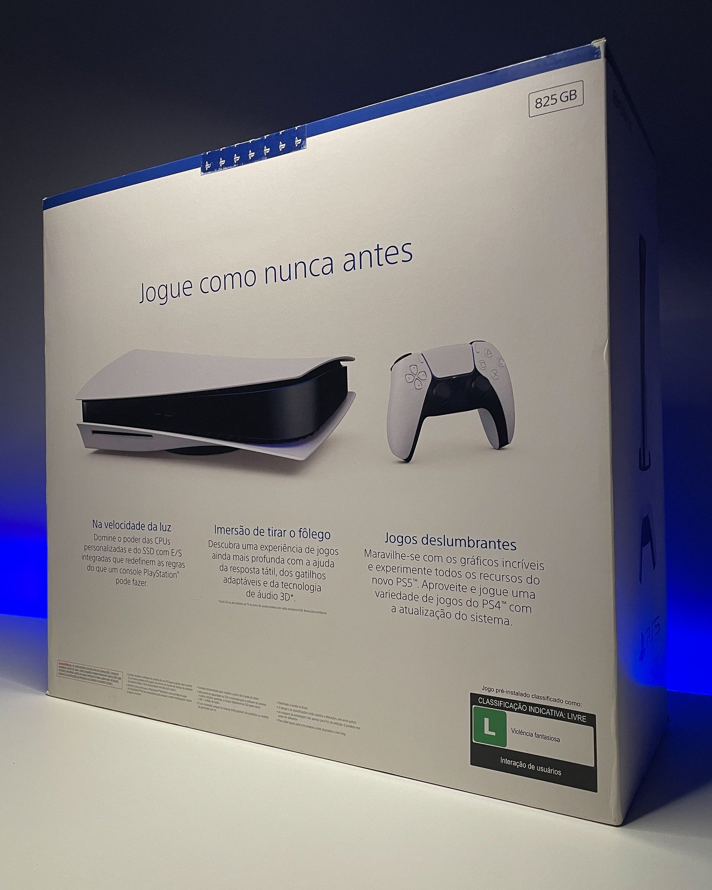 Verso da caixa do PlayStation 5 com especificações